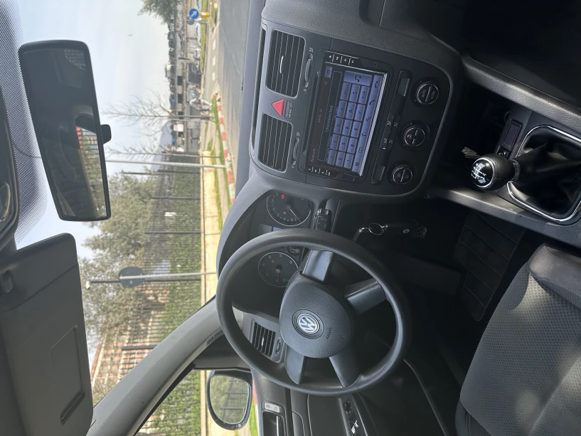 Alquila un coche en Tirana