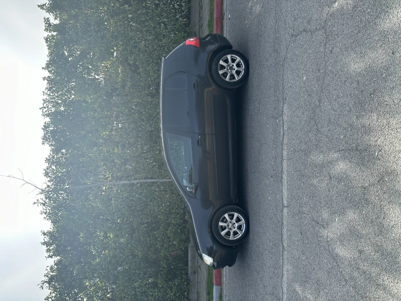 Alquila un coche en Tirana