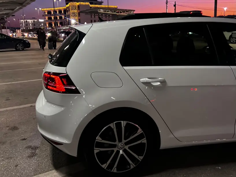 Rent a car in Tirana