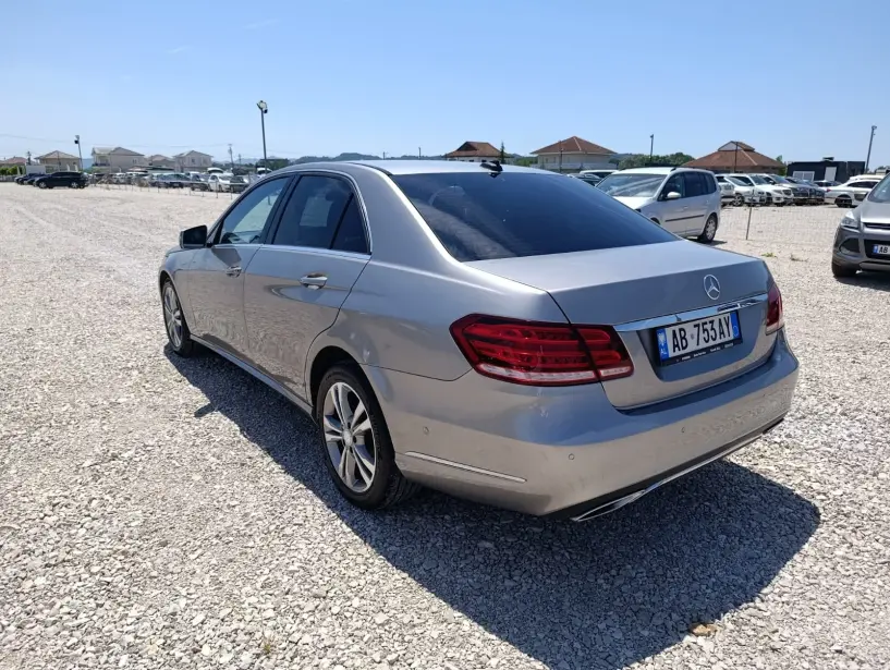 Rent a car in Tirana