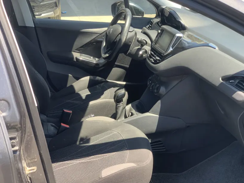 Rent a car in Tirana